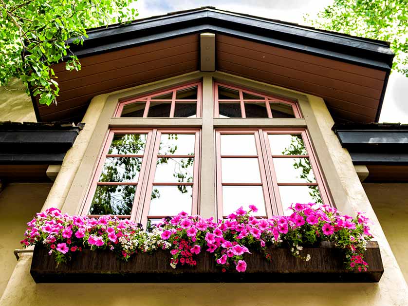 Why Spring Is a Perfect Time for a Window Replacement